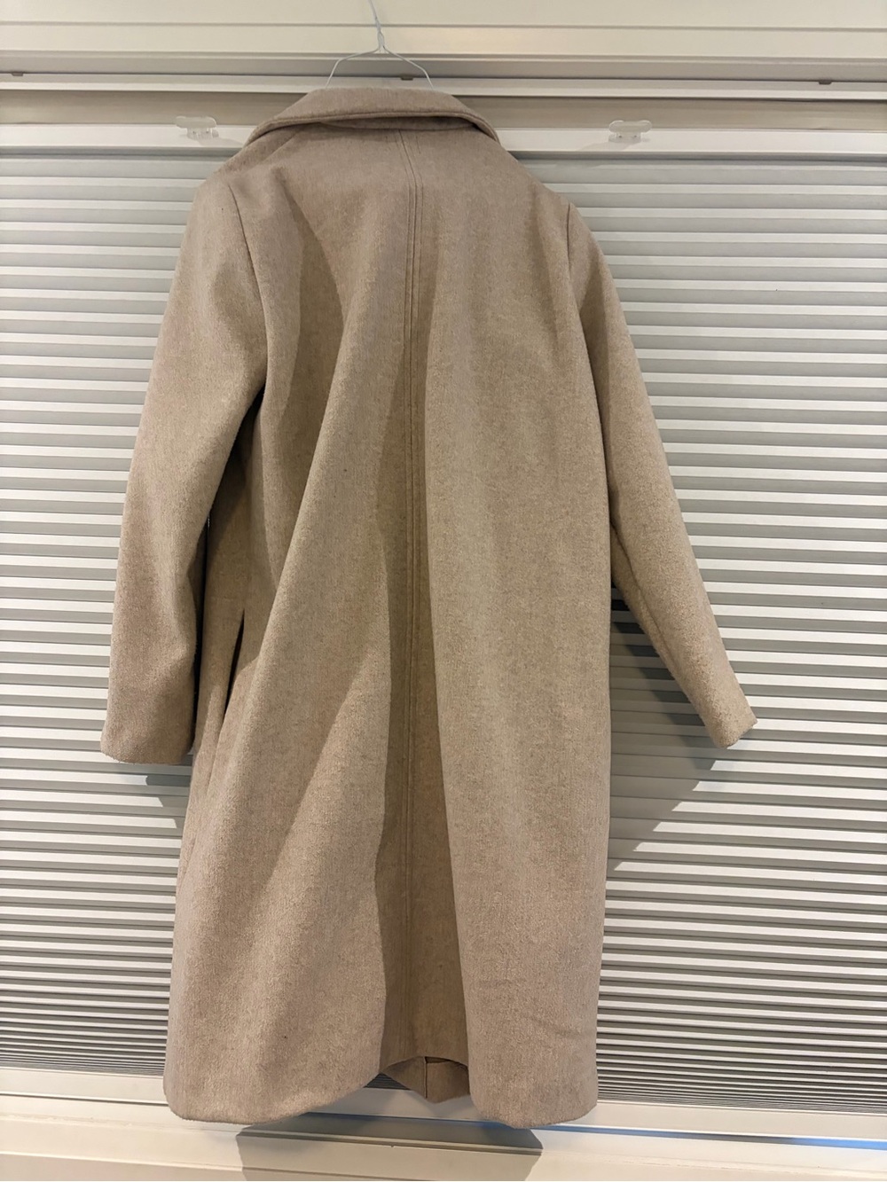 Zara Women's Trench Coat in Light Beige